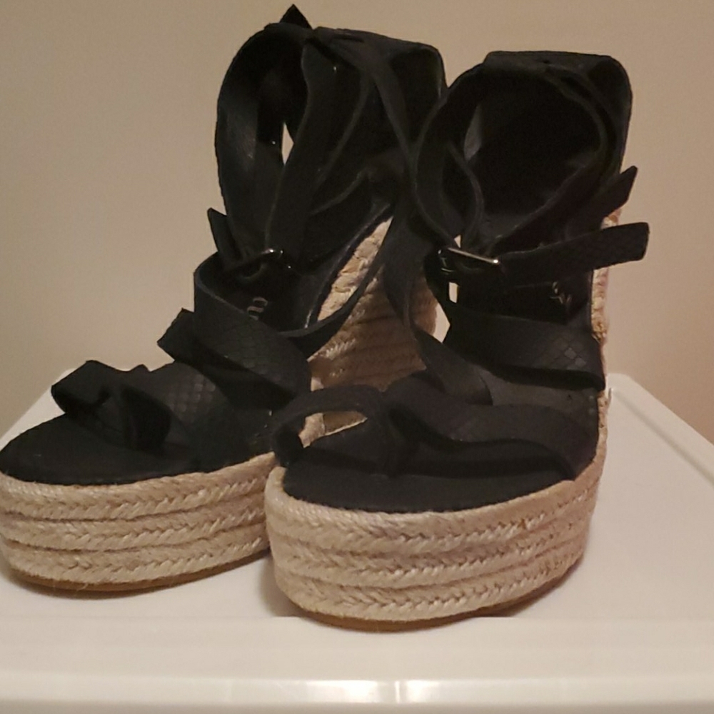 Juicy Couture Sandal